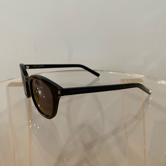 Saint Laurent Classic SL 28 sunglasses 100% black acetate, metal corners - Picture 3 of 5